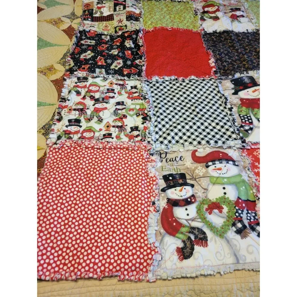 Handmade Snowman Rag Quilt Throw Farmhouse Christmas Holiday Blanket 43 x 48 in‎